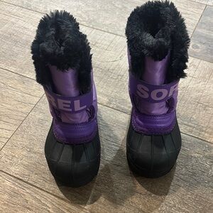 Sorel Kids' Purple and Black Winter Boots - size 10. Used only once